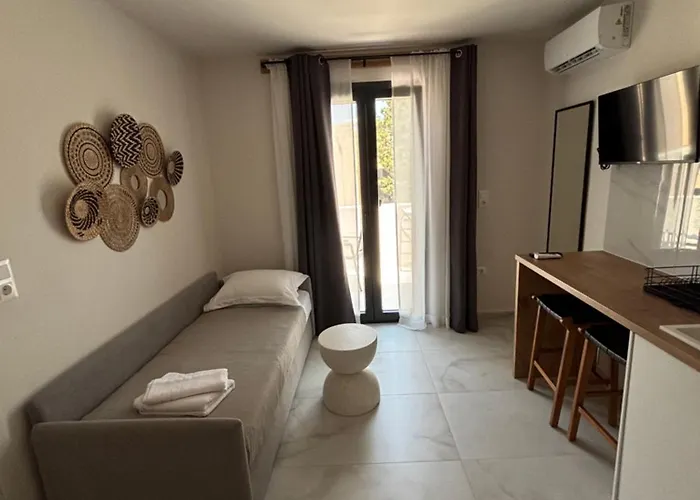 Domuselysia Ii Apartment